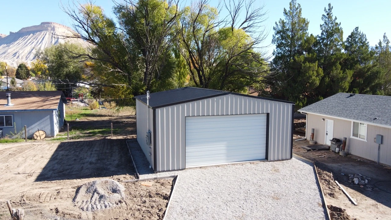 30x30 Shop in Clifton