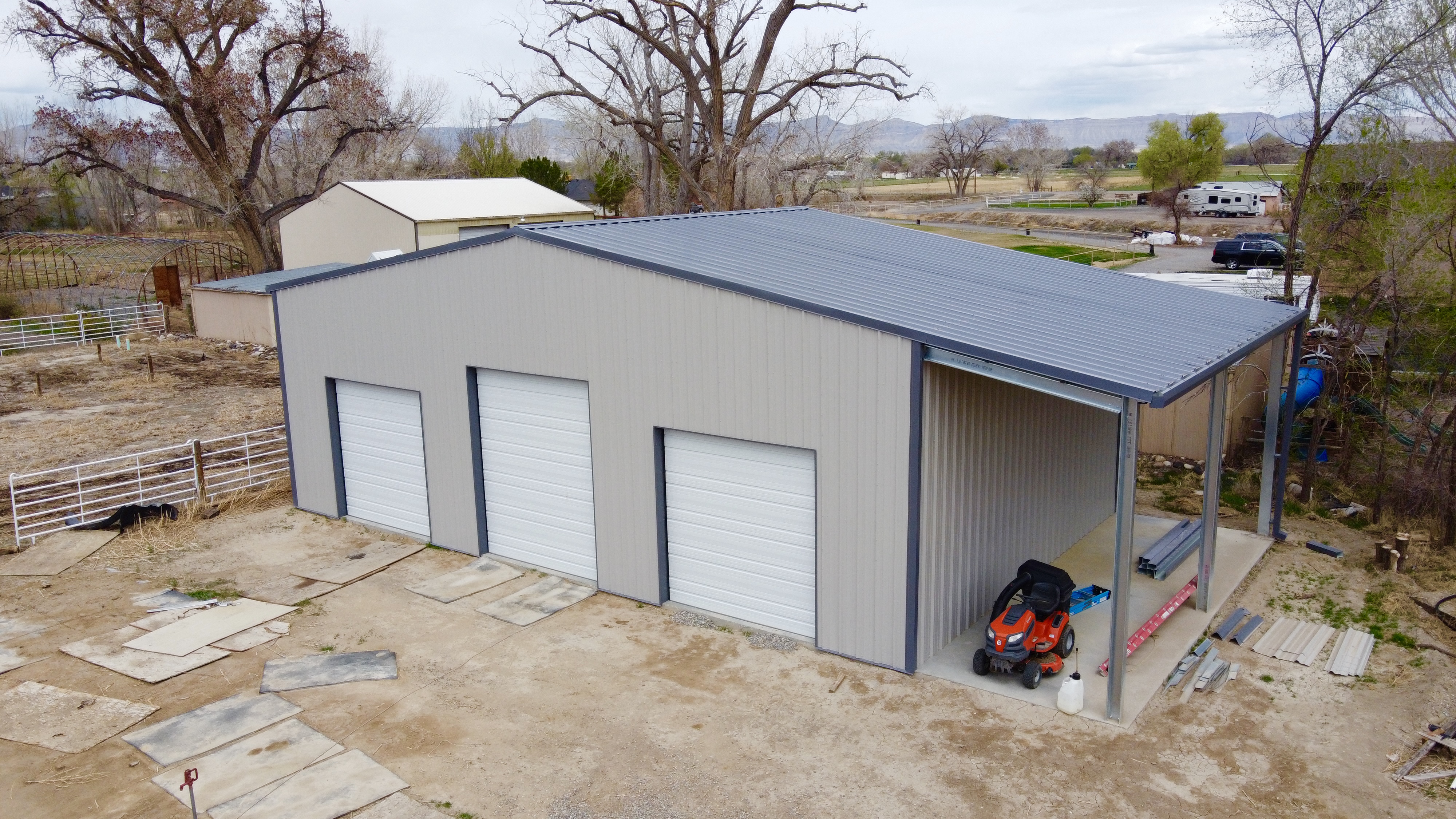 50'w x 30'l x 16' (eave) with a 10'w x 30'l attached leanto